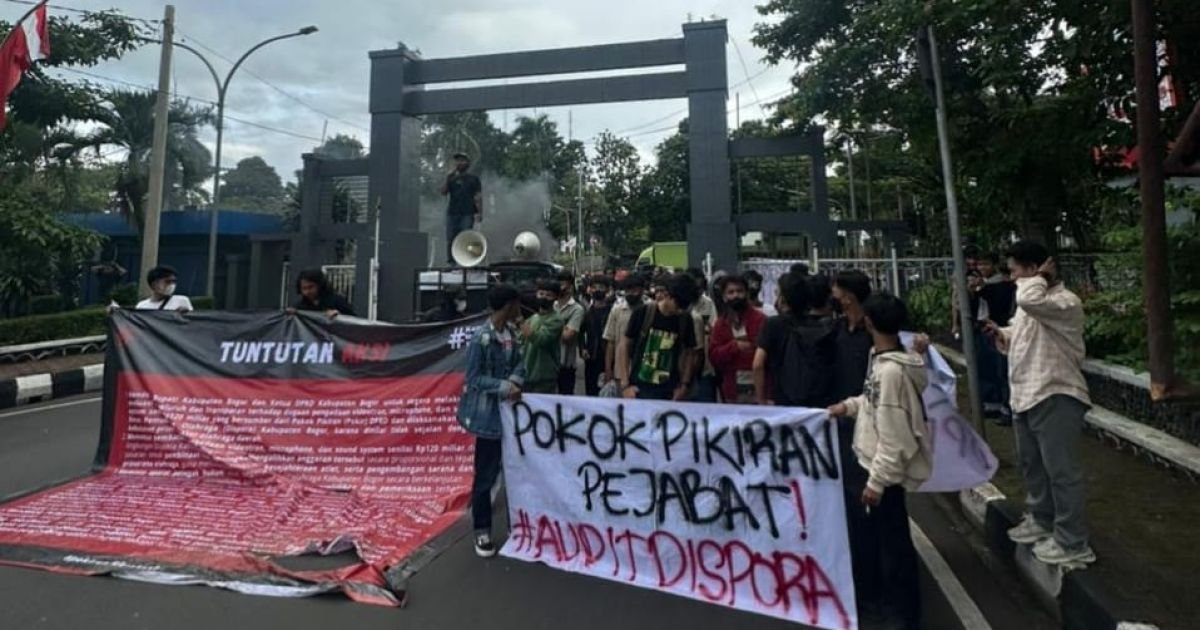 Ratusan Resolusi Mahasiswa Bogor Gelar Aksi di Cibinong, ini Tuntutannya