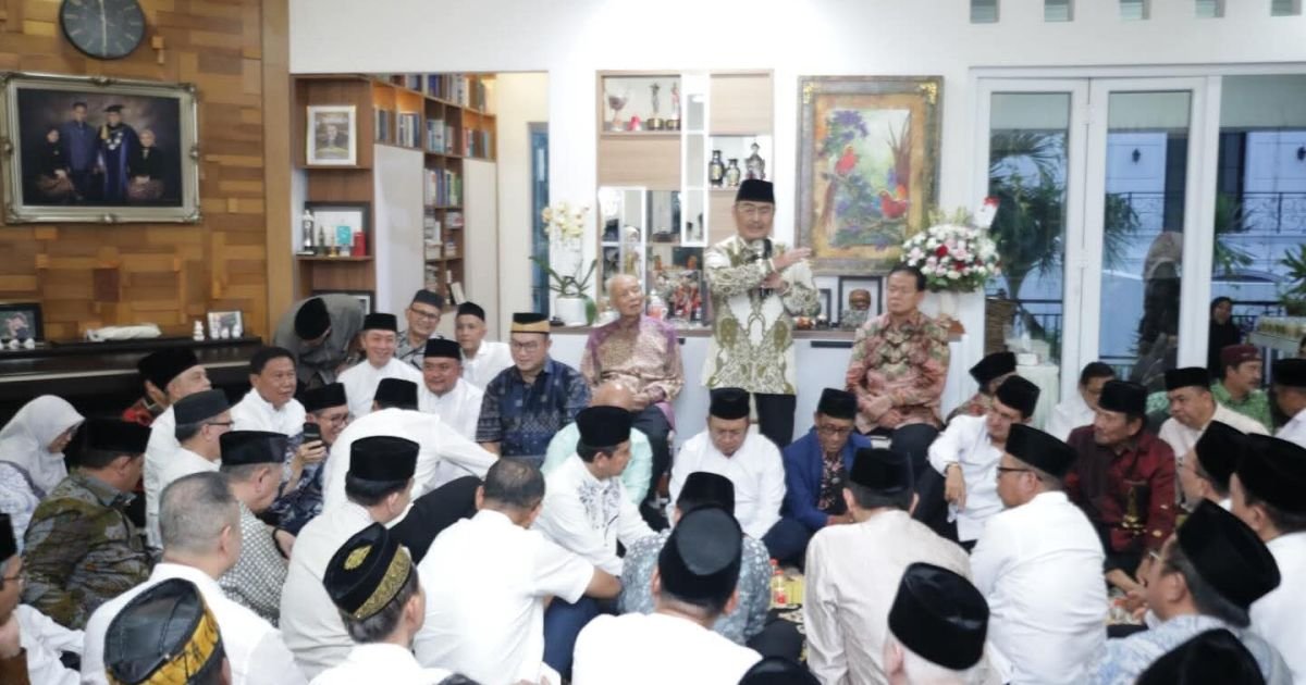 Bupati Bogor Bersama Jamaah saat Bukber