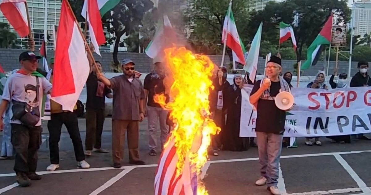 Free Palestine Network Gelar Aksi di Seluruh Indonesia Dukung Iran Lawan Zionisme Israel dan AS