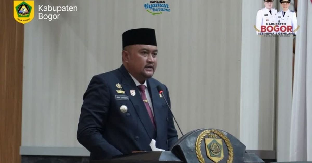 Rudy Susmanto Sampaikan LKPJ Tahun Anggaran 2025 dalam Rapat Paripurna DPRD
