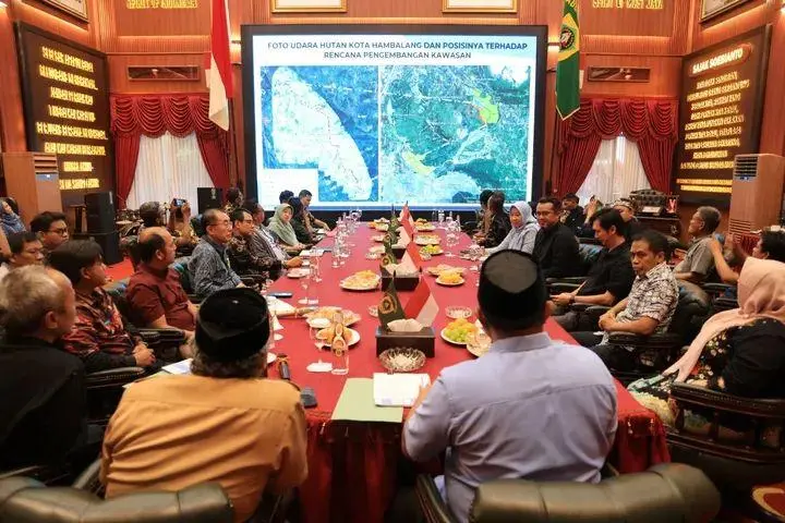 Bupati Bogor Tegaskan Tiap Kecamatan Sediakan Minimal Satu Hektare Hutan Kota, Untuk Percepat Pembangunan Kawasan Hijau