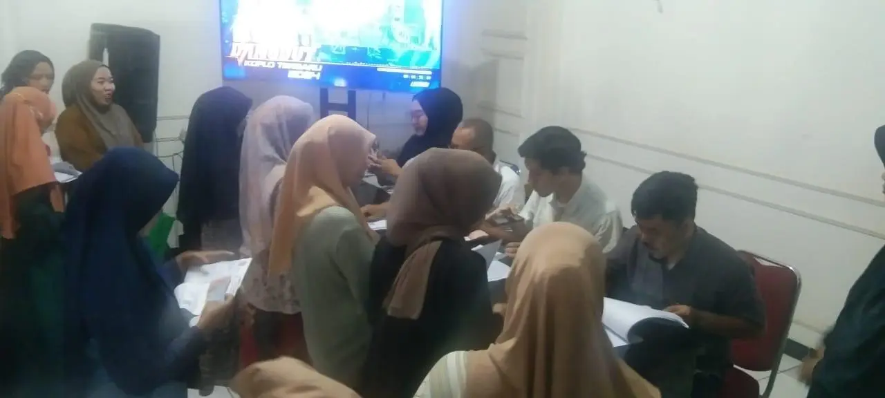 Horree Tunai Rp 900 Ribu, Desa Nanggerang Salurkan BLT-S Kepada 238 KPM