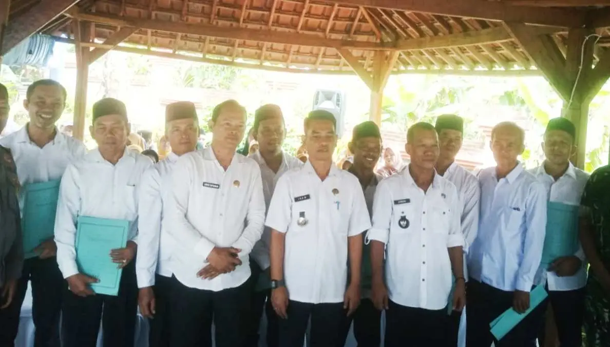 Syah, 8 Ketua RW Terpilih di Desa Tonjong Resmi di Lantik