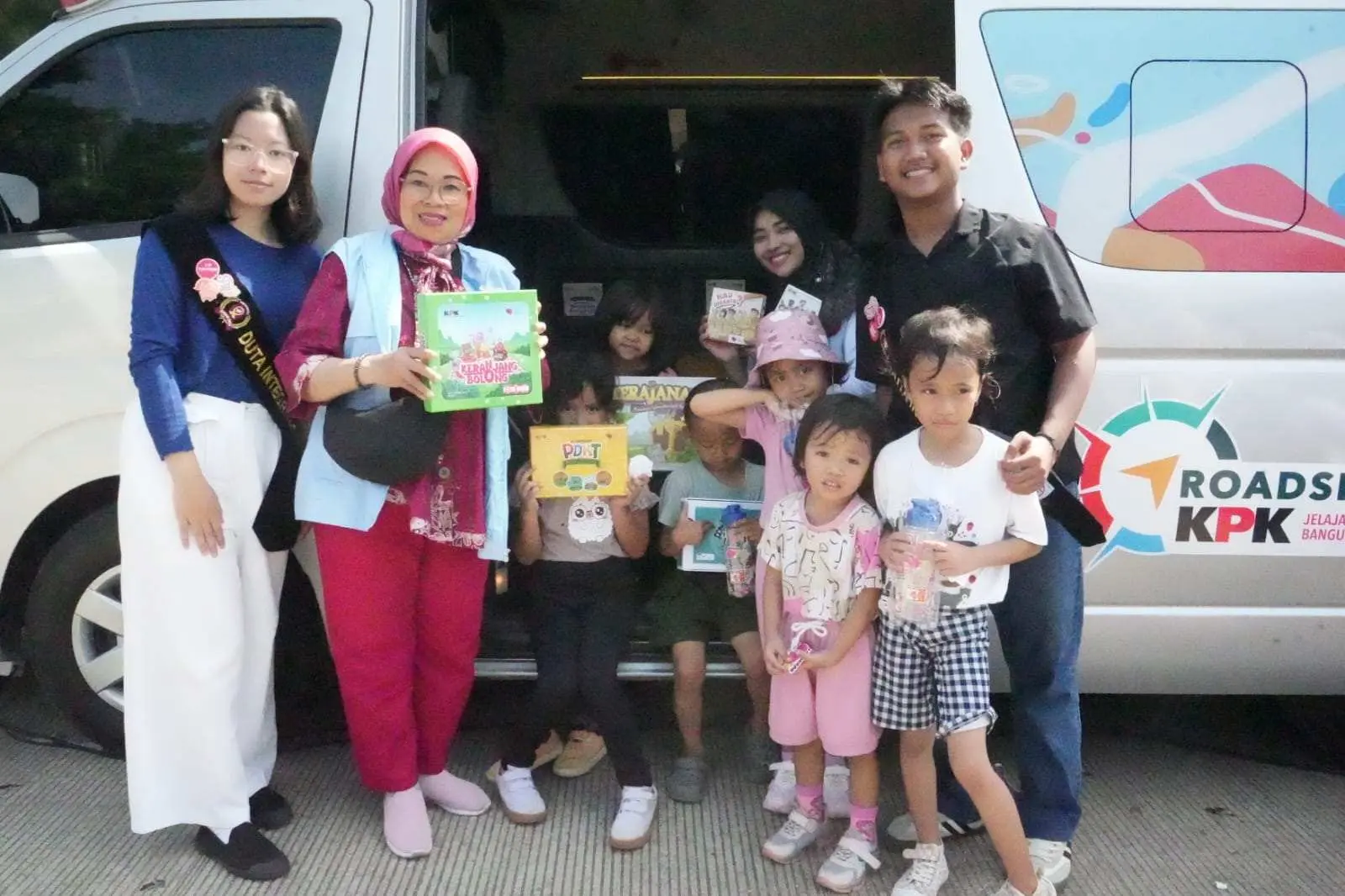 Melalui Program Road Show “Jelajah Negeri Bangun Antikorupsi