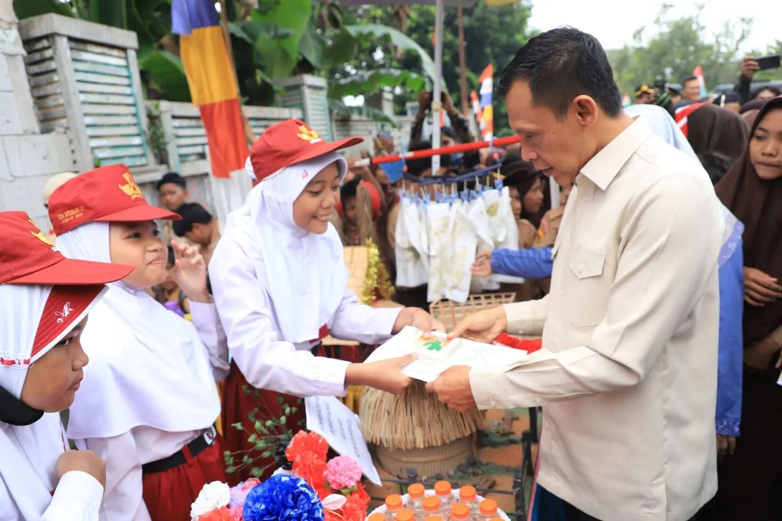 Mendorong Transformasi Digital, Jaro Ade Resmi Luncurkan Desa Digital