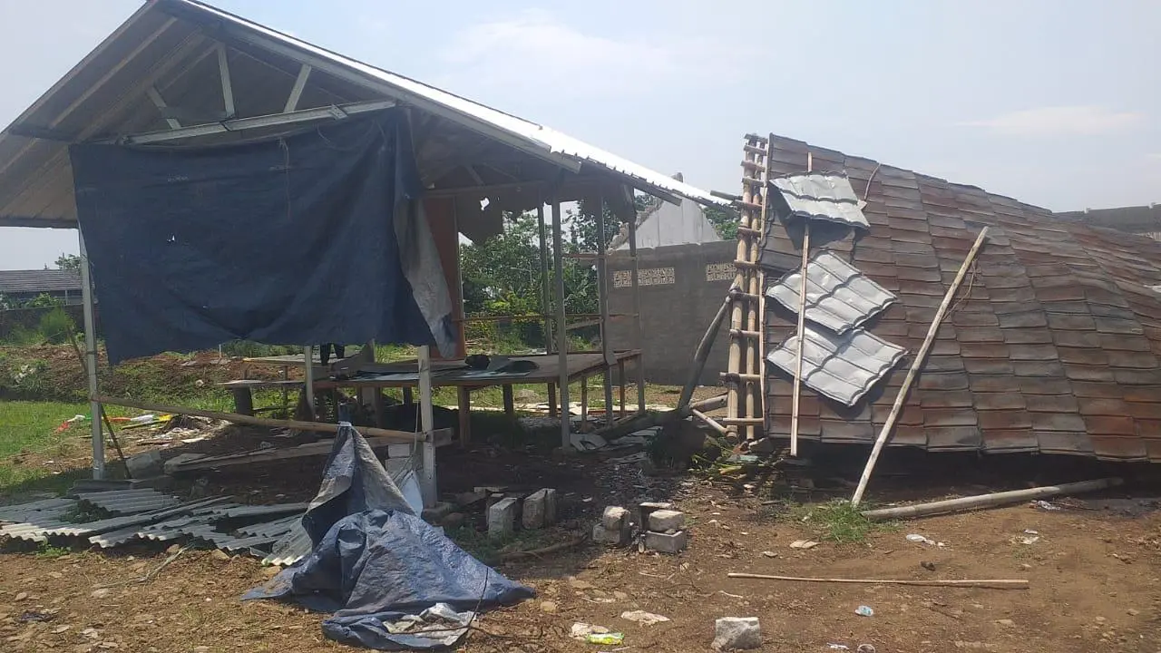 Diduga OTK Merusak Fasilitas Pos Milik PT PMC, Kang Mul: Segera Laporkan ke Polisi