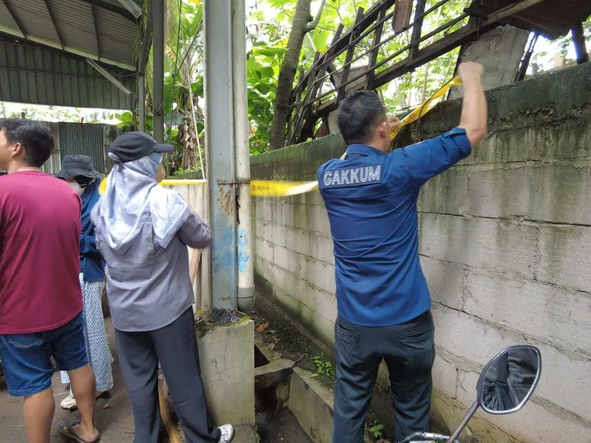 Diduga Pencemaran Lingkungan B3, DLH Kabupaten Bogor Segel Industri di Gunung Putri