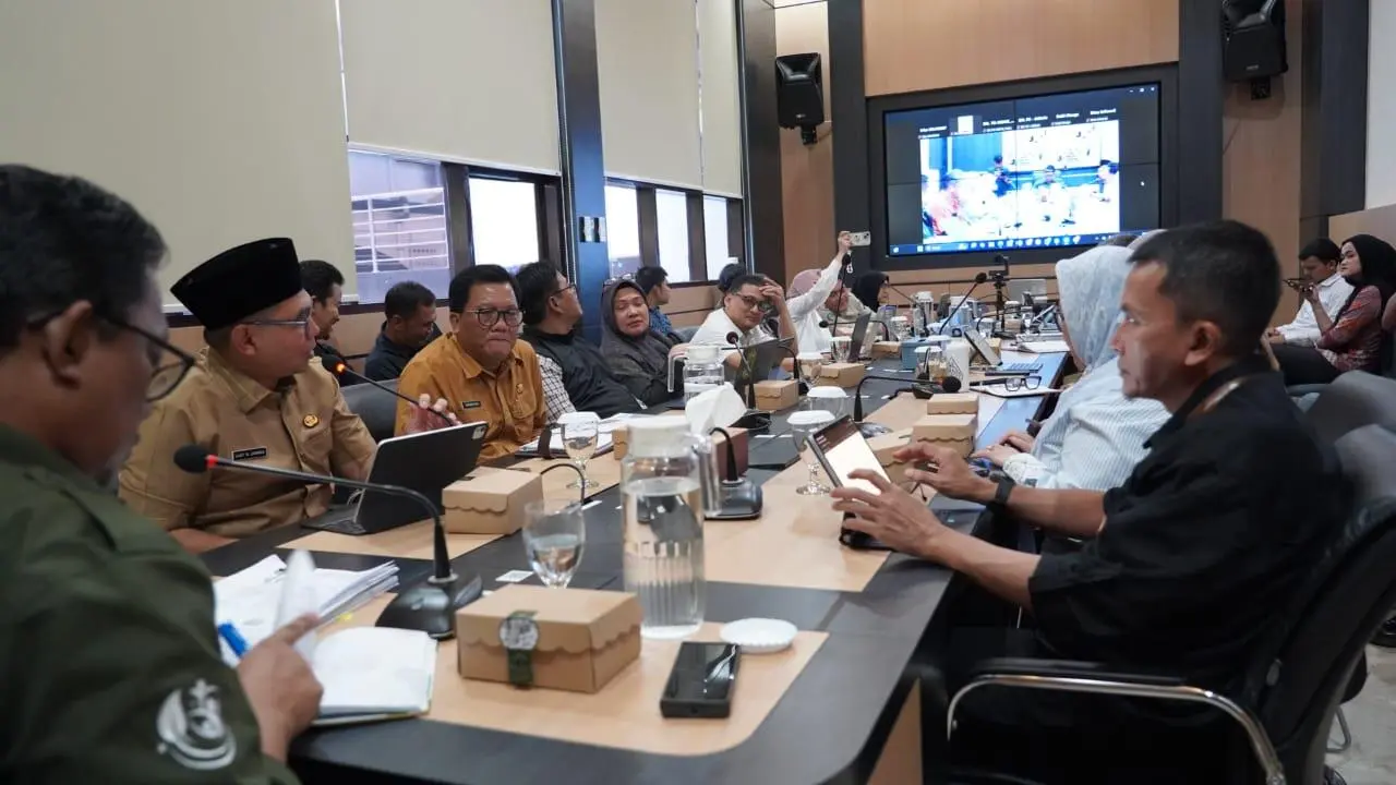 Peningkatan Ruas Jalan di Tamansari Gunung Halimun Salak, Ajat Rochmat Jatnika: Pentingnya Pembangunan yang Berbasis Konservasi