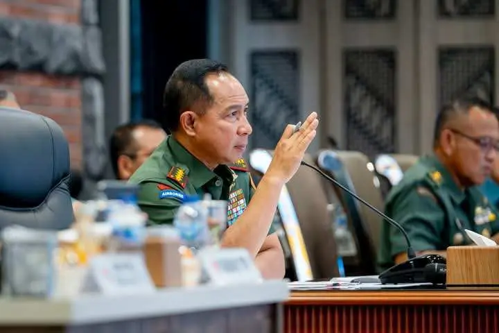 Panglima TNI Pimpin Rapat Vicon Perkembangan Situasi Di Wilayah Satgas TNI MONUSCO