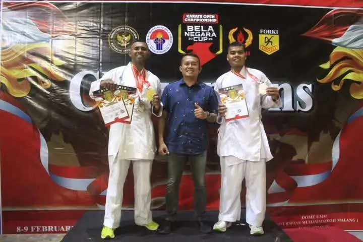 Personel Denpom Divif 2 Kostrad Raih Juara di Kejuaraan Karate Piala Kemhan RI
